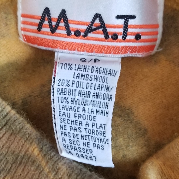 [M.A.T.] Golden Yellow Fuzzy Sweater with Leafy Pattern - Picture 6 of 6